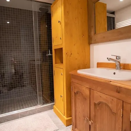 Apartment Confortable Et 7 Personnes Alpe Des Chaux Avec Belle Vue